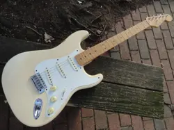 FENDER SPECIAL EDITION 50'S STRATOCASTER