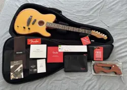 FENDER ACOUSTASONIC PLAYER TELECASTER BUTTERSCOTCH BLONDE 336   GIG BAG   EXTRAS