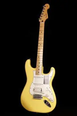 FENDER PLAYER SERIES STRATOCASTER HSS BUTTERCREAM MAPLE  S N MX23068717