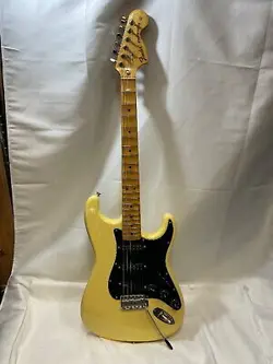 FENDER JAPAN ST72-86DSC USED BASSWOOD BODY MAPLE NECK MAPLE FINGERBOARD NATURAL