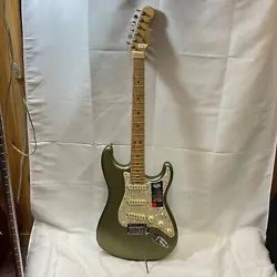 FENDER USA AMERICAN ELITE STRATOCASTER SATIN USED ALDER BODY MAPLE FINGERBOARD
