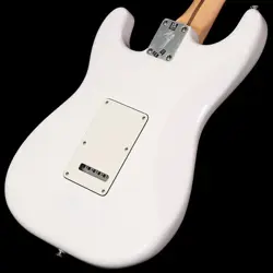 FENDER PLAYER SERIES STRATOCASTER HSS POLAR WHITE PAU FERRO    3.72KG