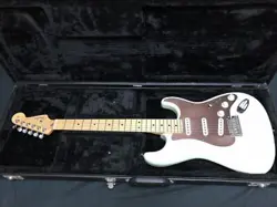 FENDER STRATOCASTER LIMITED COLOR NO.YG1633