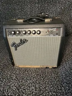 FENDER FRONTMAN 15G GUITAR AMPLIFIER UNTESTED