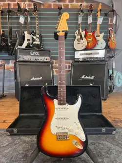 FENDER CUSTOM SHOP 1960 STRATOCASTER 3-COLOR SUNBURST CLOSET CLASSIC 2001