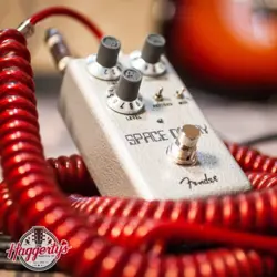 FENDER HAMMERTONE SPACE DELAY PEDAL - FLOOR MODEL