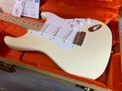 2021 FENDER ERIC CLAPTON STRATOCASTER - OLYMPIC WHITE