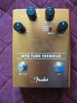 FENDER MTG TUBE TREMOLO EFFECTS PEDAL