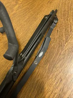 FENDER PORTABLE MINI TRAVEL FOLDING  GUITAR FLOOR STAND-BLACK METAL 12”