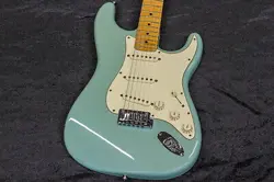 FENDER CUSTOM SHOP CUSTOM CLASSIC STRATOCASTER DAPHNE BLUE 2008 USED W/HARD CASE