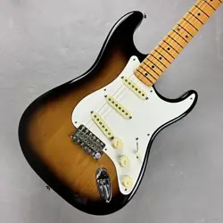FENDER AMERICAN VINTAGE II 1957 STRATOCASTER 2-COLOR SUNBURST 3.79KG