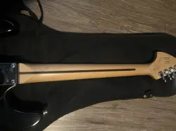 FENDER SQUIER STRATOCASTER ELECTRIC GUITAR