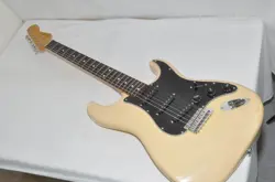 FENDER JAPAN STRATOCASTER ST62 J SERIAL FUJIGEN  ELECTRIC GUITAR  REF NO 6477
