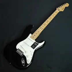 FENDER PLAYER SERIES STRATOCASTER BLACK ELECTRIC GUITAR