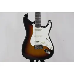 FENDER JAPAN ST62-70 ELECTRIC GUITAR