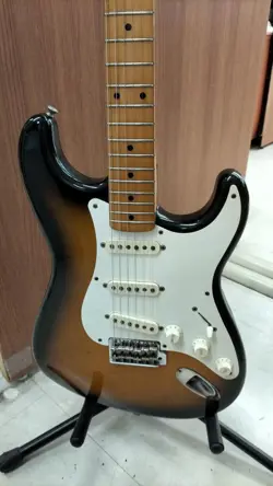 FENDER JAPAN ST57-53 USED BASSWOOD BODY MAPLE NECK MAPLE FINGERBOARD W/SOFT CASE