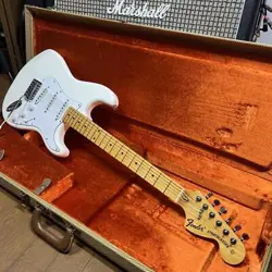 FENDER JAPAN STRATOCASTER ST-72 COMPONENTS