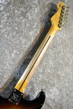 STRATOCASTER J.RELIC WADE