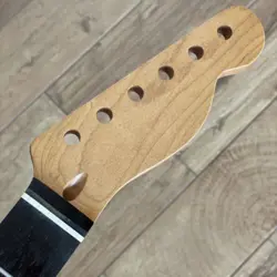 FENDER WARMOTH TR02B7