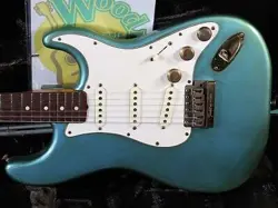 FENDER THE STRAT LPB