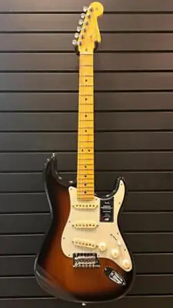 FENDER AMERICAN PROFESSIONAL II STRATOCASTER MAPLE FINGERBOARD   LIMITED ANNIV