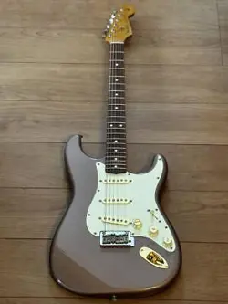 FENDER VINTERA 60S STRATOCASTER MODIFIED