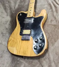 FENDER TELECASTER DELUXE 1975