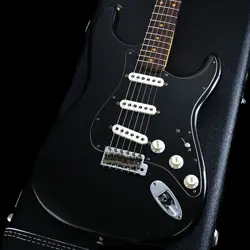 FENDER CUSTOM SHOP POSTMODERN STRATOCASTER JOURNEYMAN RELIC AGED BLACK