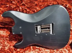 STRATOCASTER BODY CHARCOAL