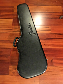 FENDER MOLDED ELECTRIC GUITAR CASE STRAT TELE STRATOCASTER