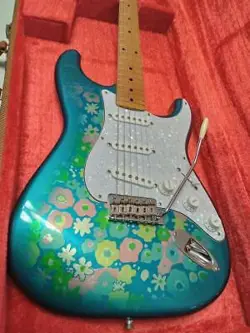 FENDER JAPAN ST-57-88 BLUE FLOWER S WITH CASE