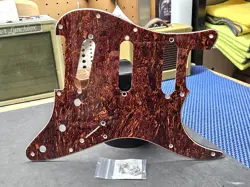 TORTOISE COLOR 3-PLY STRAT PICKGUARD FOR SSS FENDER STRATOCASTER ELECTRIC GUITAR