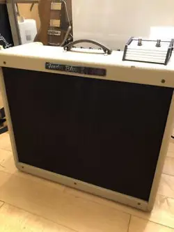 FENDER BLUES DEVILLE 212 AMPLIFIER GUITAR AMPLIFIER AC100V JAPAN VER