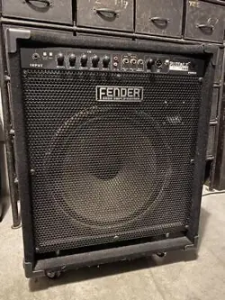 FENDER RUMBLE 100 AMP GUITAR AMPLIFIER AC100V JAPAN VER