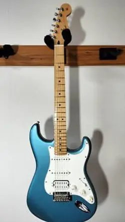 STRATOCASTER STRAT PLAYER