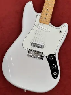 FENDER JAPAN LIMITED CYCLONE WHITE BLONDE3.28KG