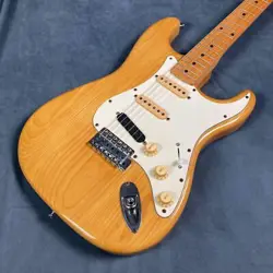 FENDER JAPAN USED ST72/M ELECTRIC GUITAR