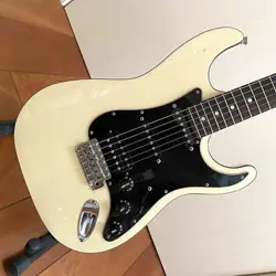 FENDER AERODYNE STRATOCASTER AST-75M