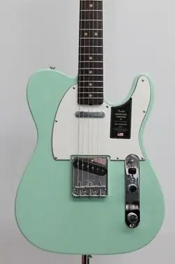 FENDER AMERICAN VINTAGE II 1963 TELECASTER, ROSEWOOD / SURF GREEN #GG7IR