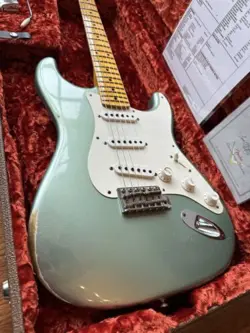 2014 FENDER CUSTOM SHOP 50S STRATOCASTER RELIC