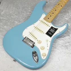FENDER / PLAYER II STRATOCASTER MAPLE FINGERBOARD AQUATONE BLUE 3.40 KG GUITAR