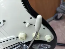 STANDARD STRATCASTER USED