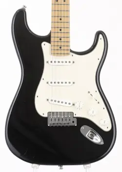 FENDER AMERICAN STRATOCASTER BLACK 2001  ELECTRIC GUITAR