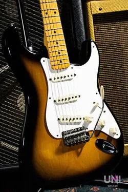 FENDER AMERICAN VINTAGE 57 STRATOCASTER / 1999