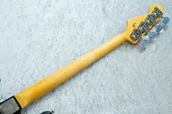 FENDER AMERICAN VINTAGE II 1966 JAZZ BASS -3-TONE -