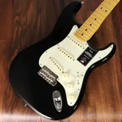 FENDER / AMERICAN PROFESSIONAL II STRATOCASTER BLACK