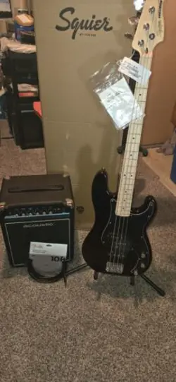 SQUIER BY FENDER P-BASS AFFINITY SERIES 4-STRING ELECTRIC BASS GUITAR