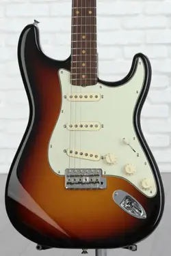 FENDER AMERICAN VINTAGE II 1961 STRATOCASTER ROSEWOOD - 3 TONE SUNBURST