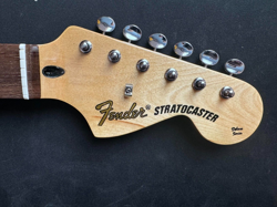 SHOP STRAT W/TUNERS