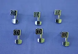 SET OF FENDER GUITAR TUNING PEGS STRAT ELECTRIC. EX CONDITION